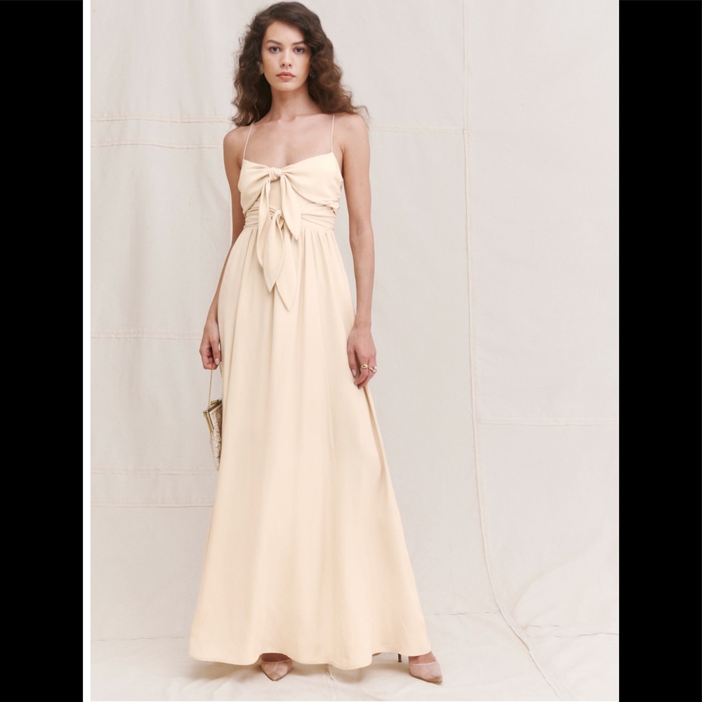 NWT Reformation Carrara Dress - Almond
